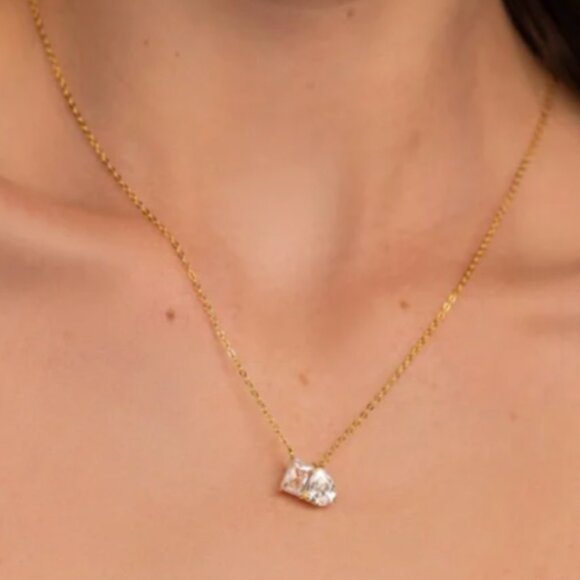 18k Toi et Moi Waterproof Necklace - Picture 3 of 3